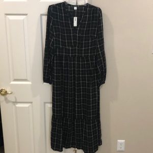 Black plaid long sleeved maxi dress TALL SIZE